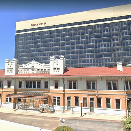 Hotel Crowne Plaza Pensacola Grand Exterior foto