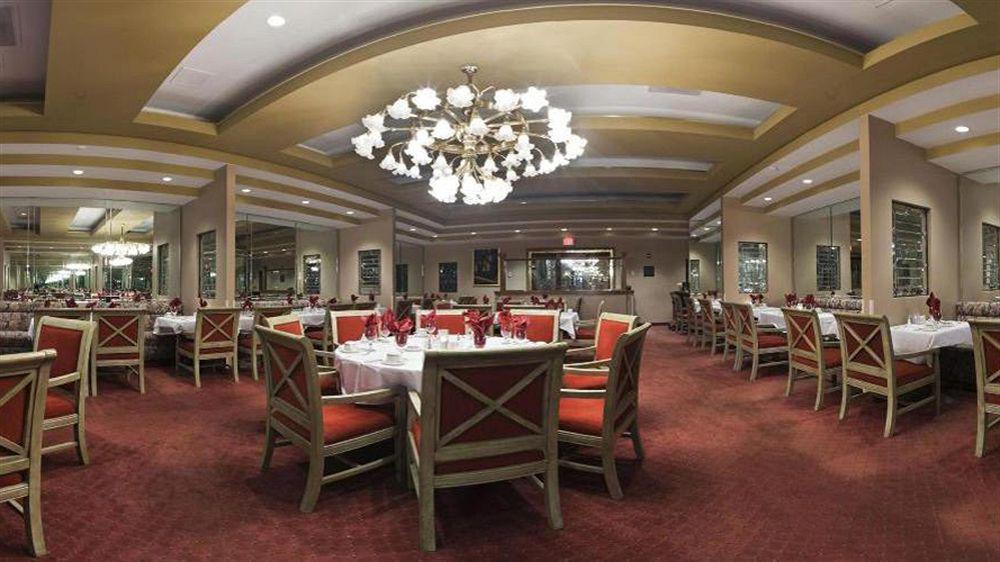 Hotel Crowne Plaza Pensacola Grand Exterior foto