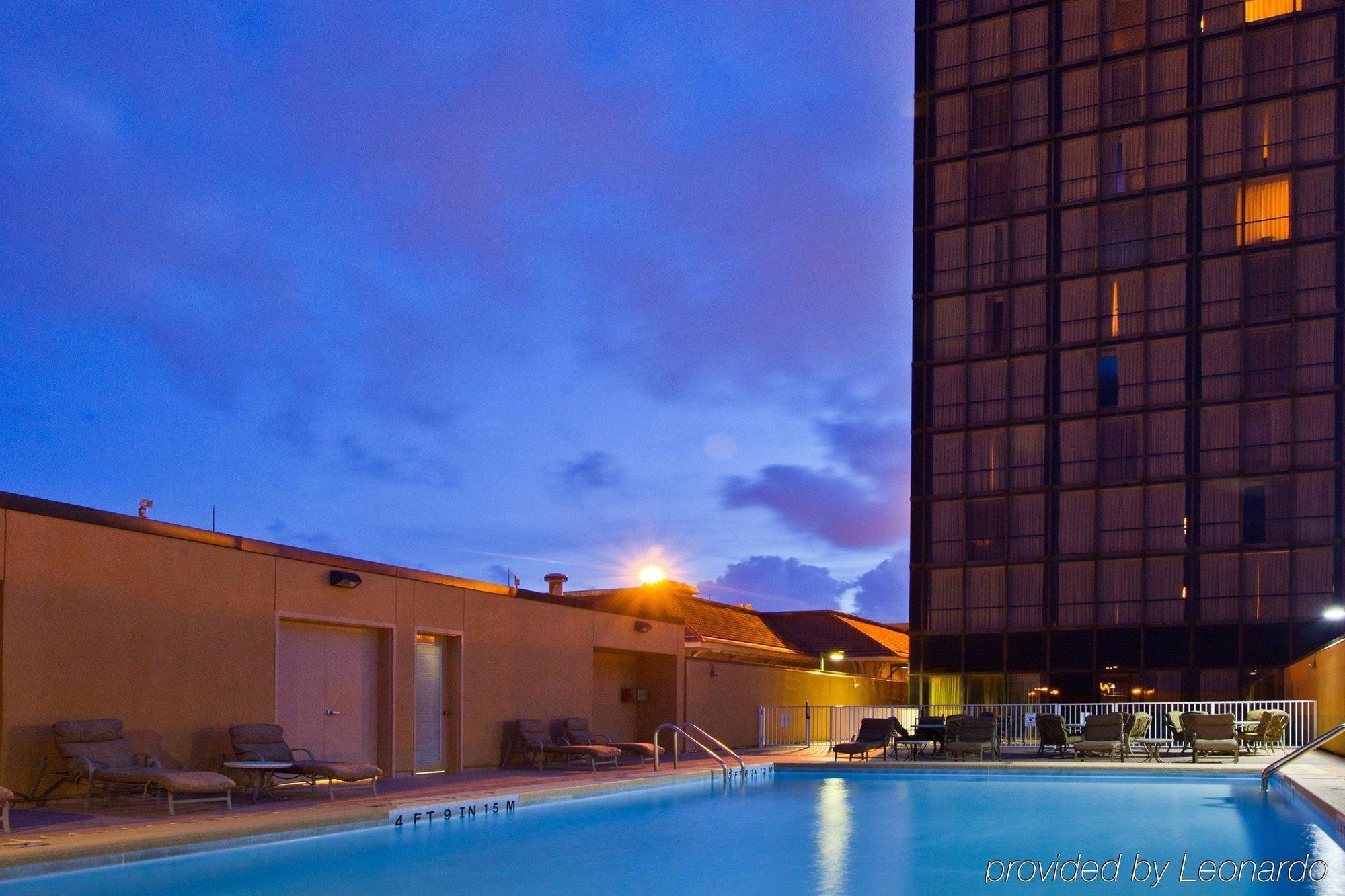 Hotel Crowne Plaza Pensacola Grand Facilidades foto
