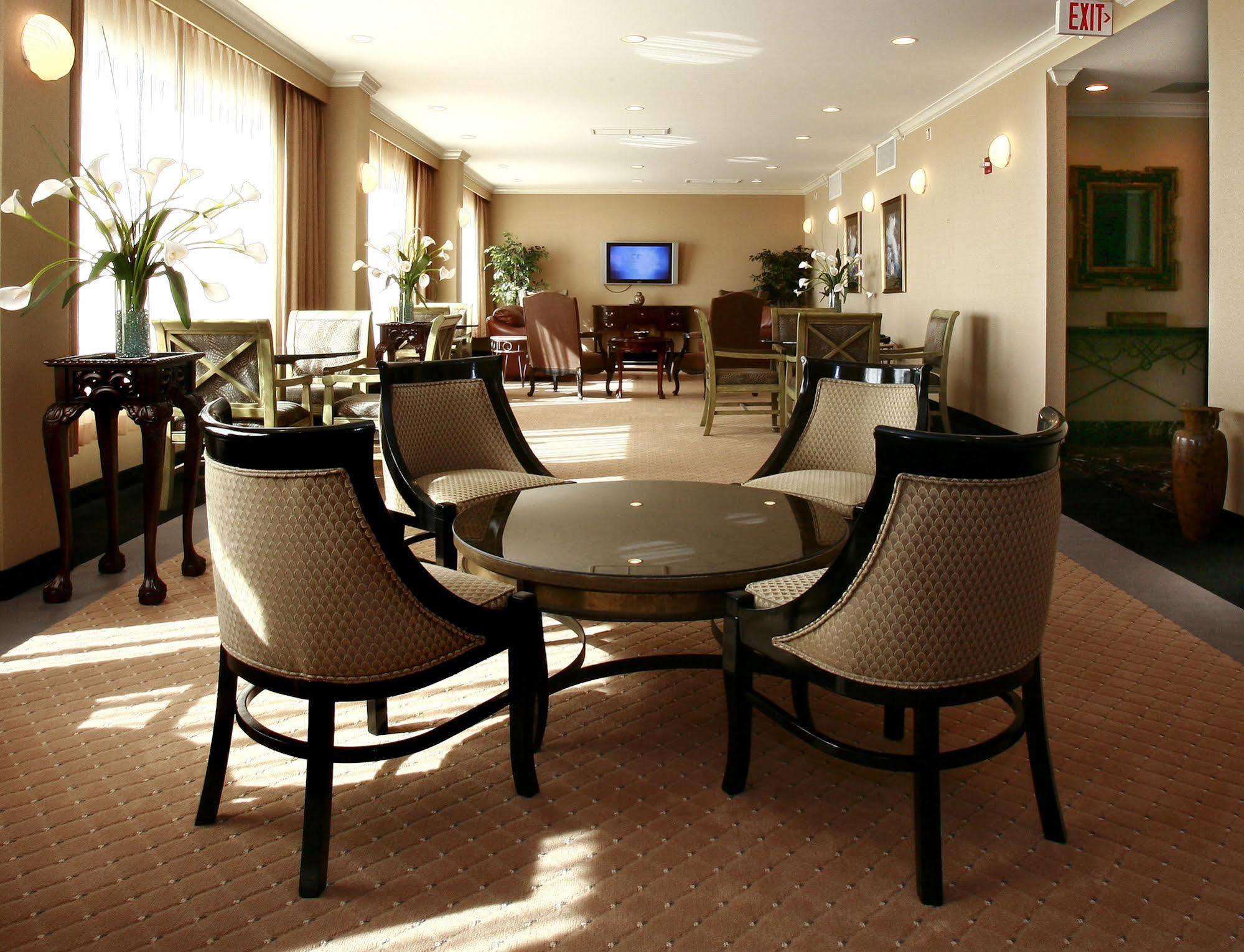 Hotel Crowne Plaza Pensacola Grand Exterior foto