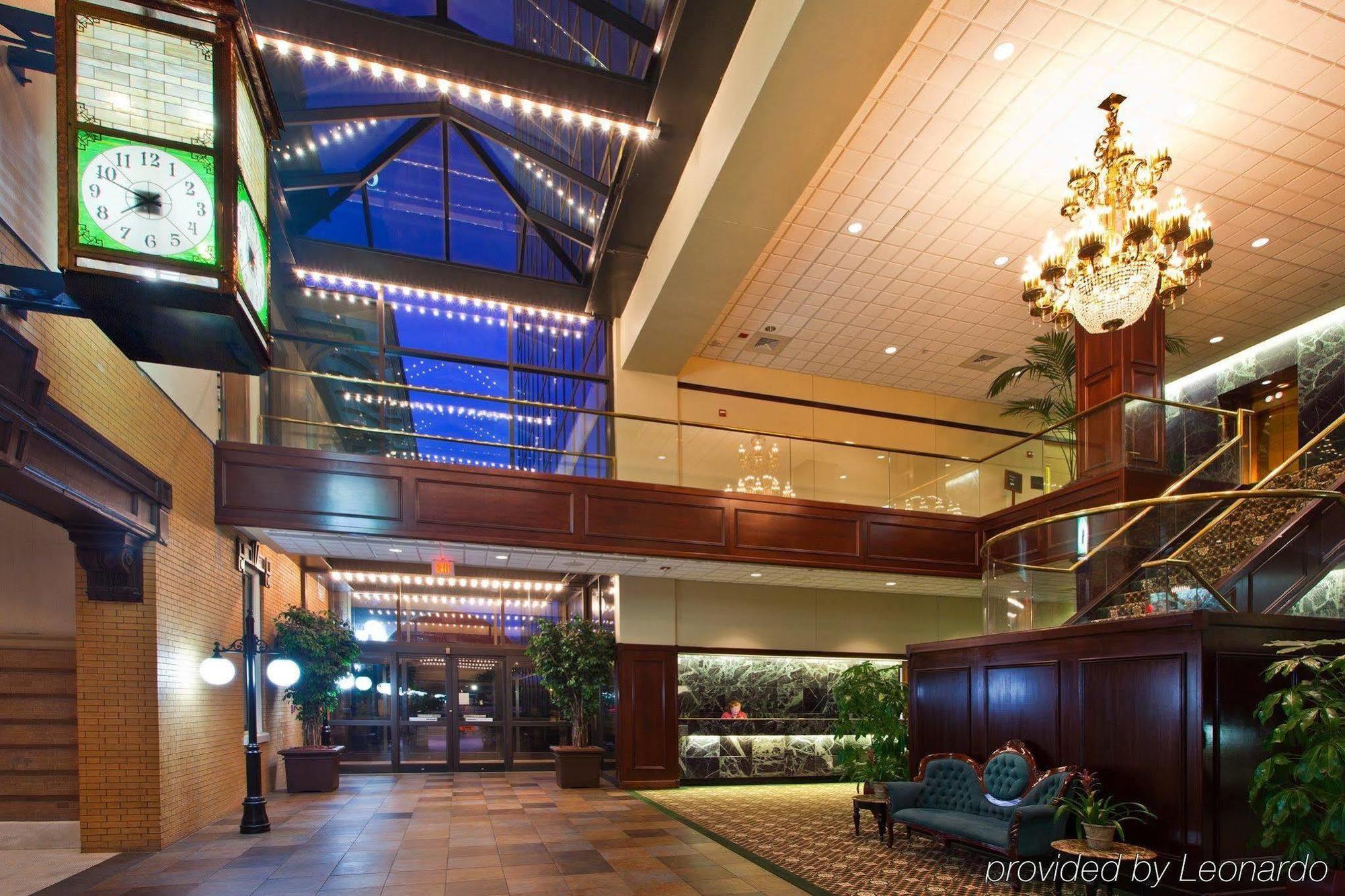 Hotel Crowne Plaza Pensacola Grand Interior foto
