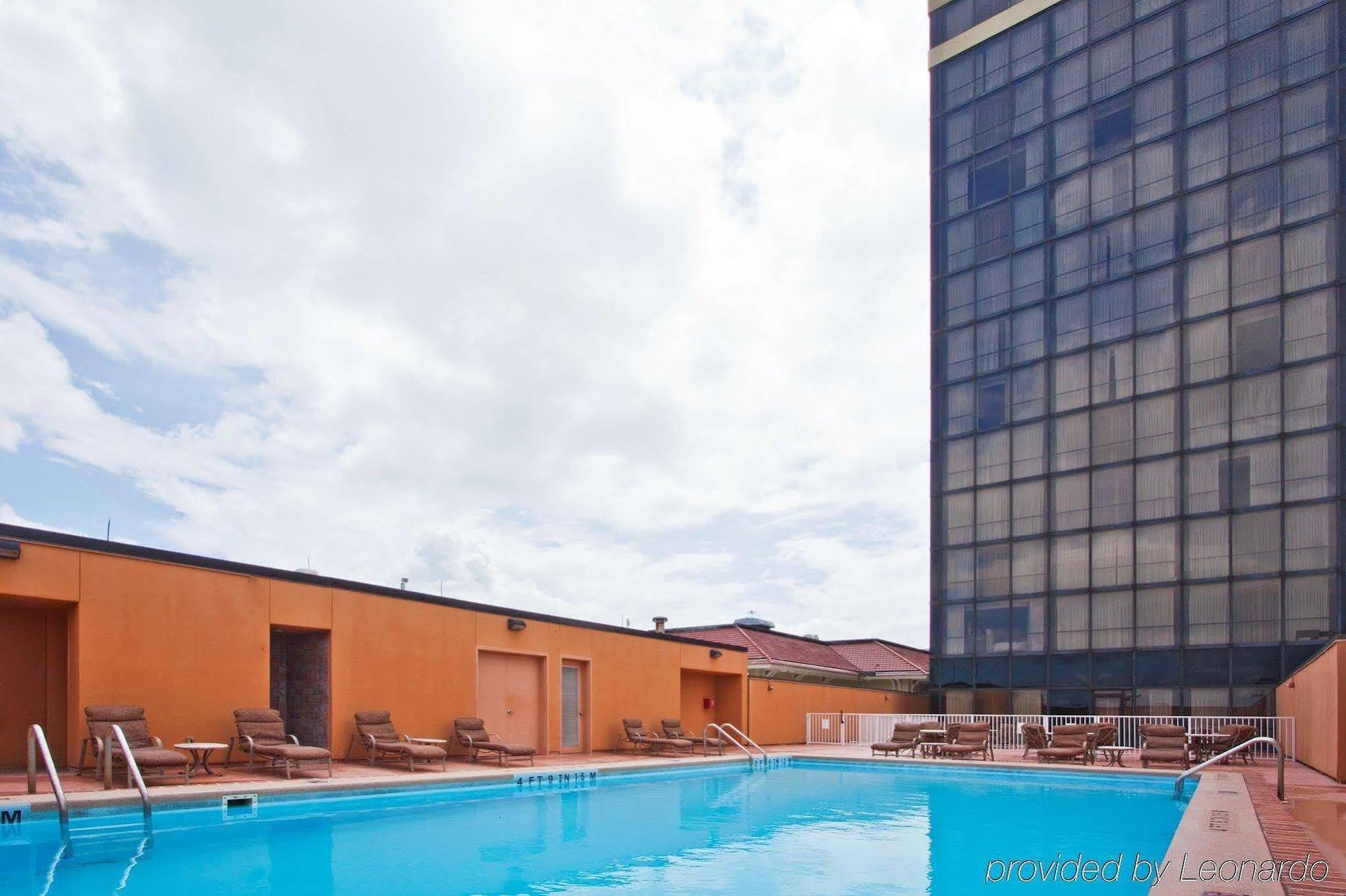 Hotel Crowne Plaza Pensacola Grand Exterior foto