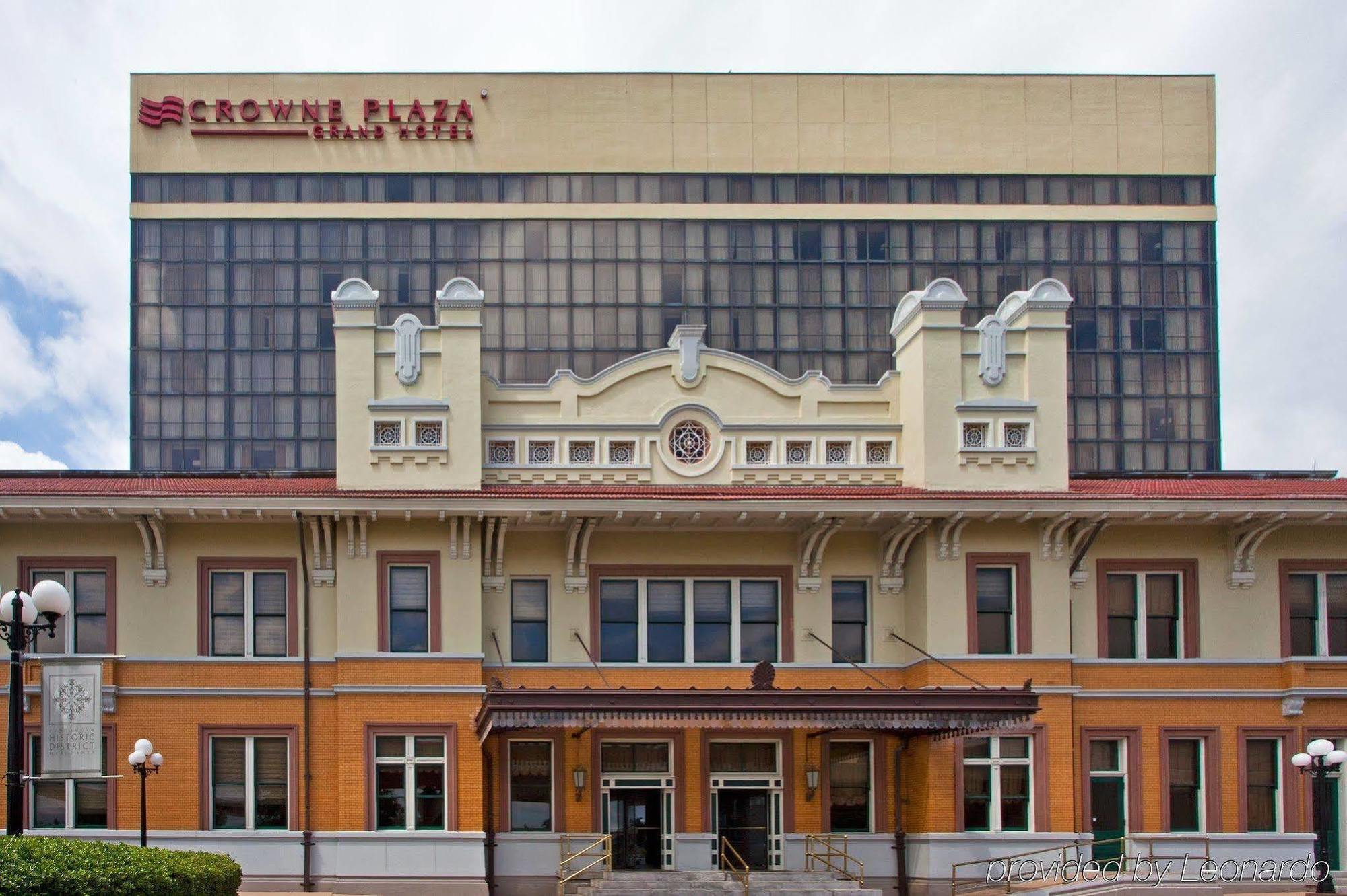 Hotel Crowne Plaza Pensacola Grand Exterior foto